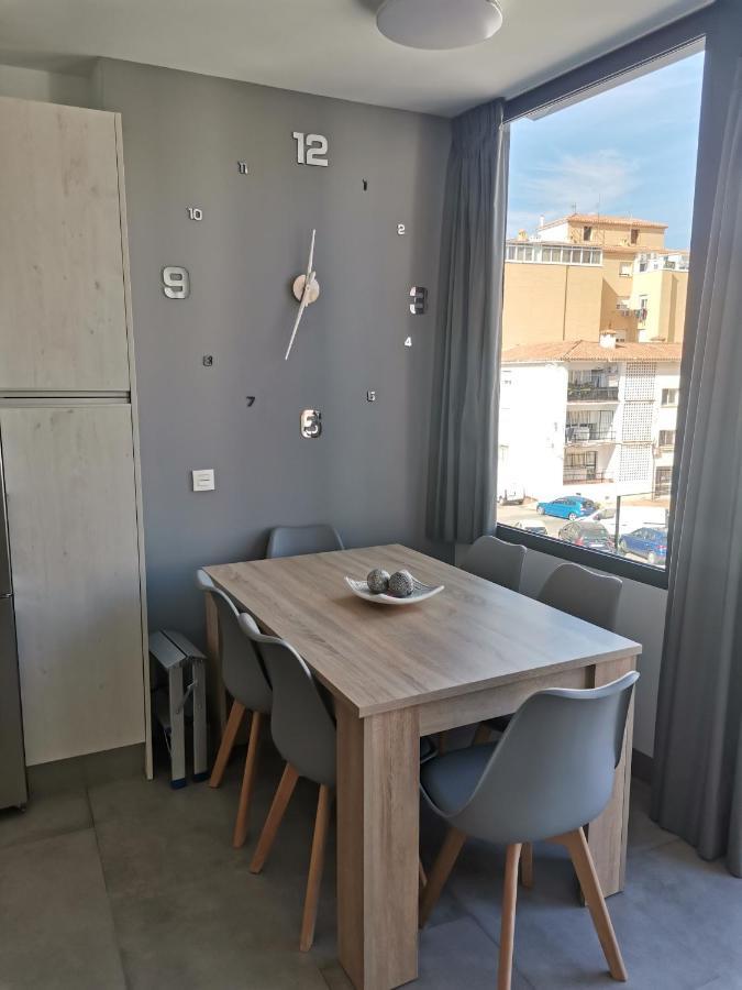 Apartamentos victoria La Cala Del Moral Exterior foto